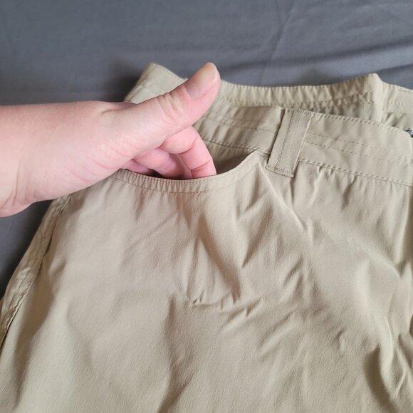Eddie Bauer Capri Pants Womens 16 Tan Brown Rainier UV Protection Water Repel - Picture 3 of 13